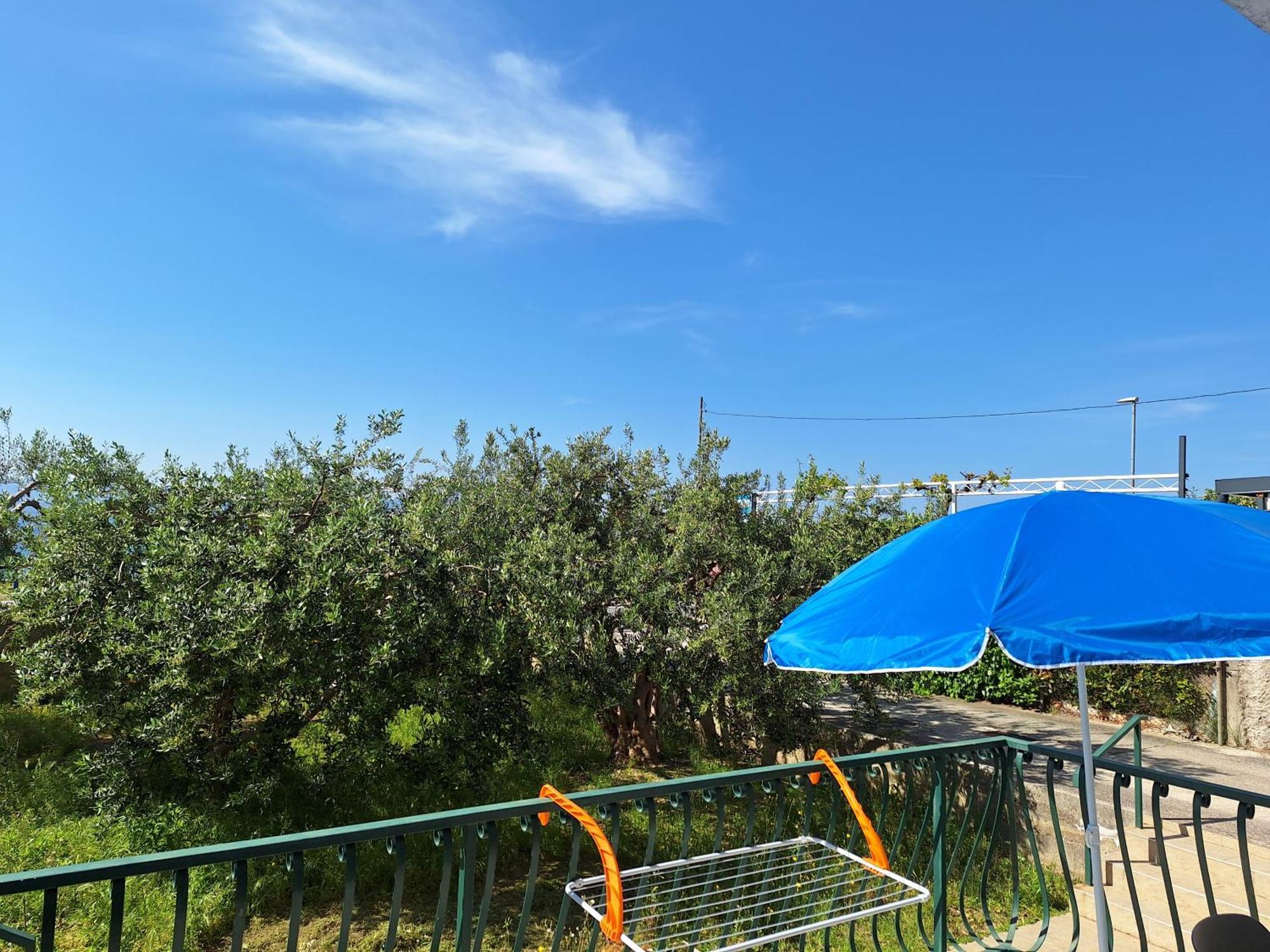 Ante Apartments Duće Oda fotoğraf